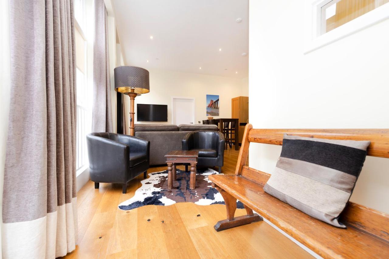 Apartmán Joivy 1 Bed Flat In Old Town, Next To St Giles Cathedral EDI Exteriér fotografie